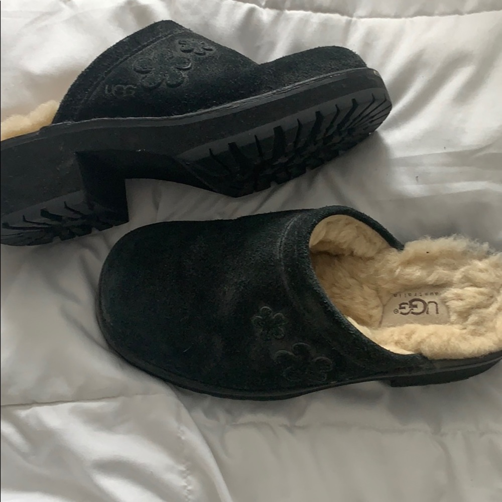 Ugg Slip-ons